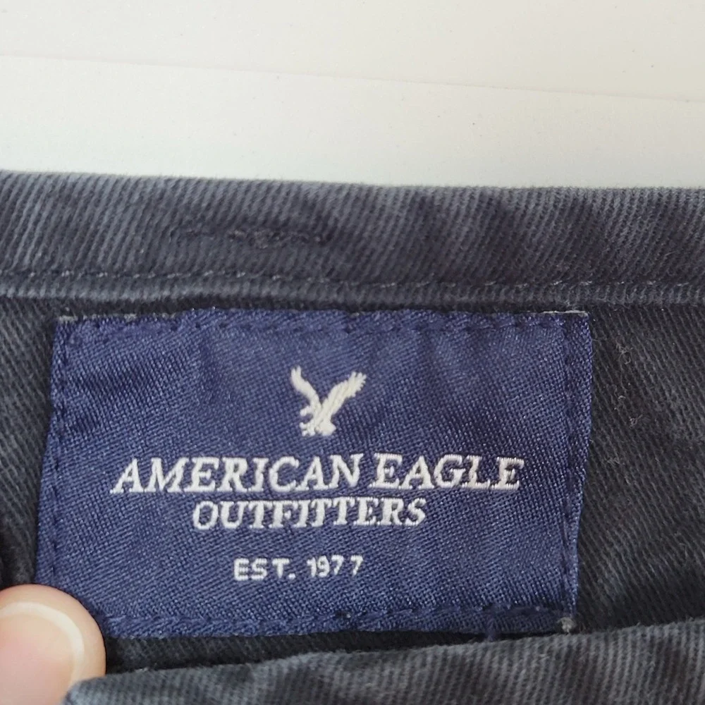 American Eagle MIDI Shorts Womens 12 Black Excellent‎ Stretch Chino Casual